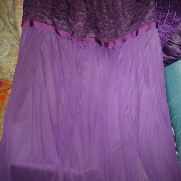 Plum bridesmaid dress - Picture 3 of 7